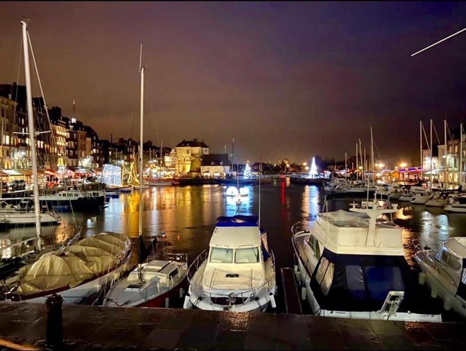 Escapade A Honfleur Apartment Exterior photo